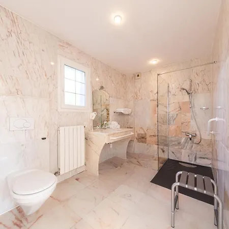 Hotell Brin D'azur - Tropez Saint-Tropez