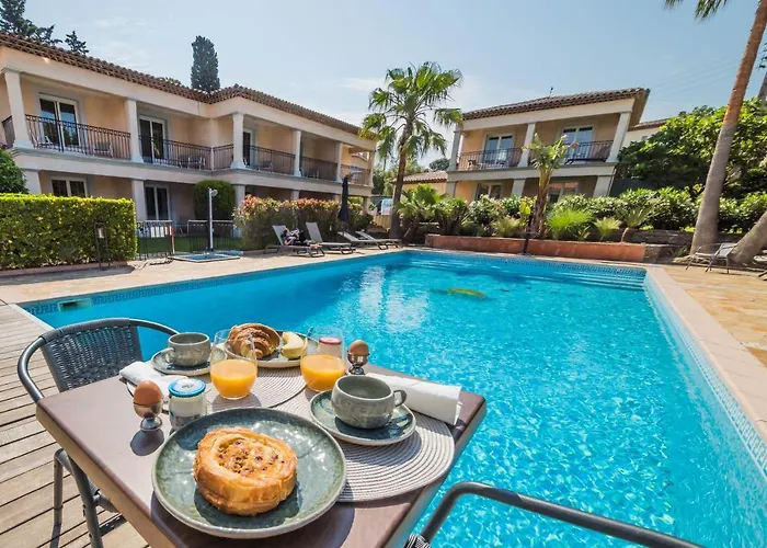 Brin D'azur - Tropez Hotel