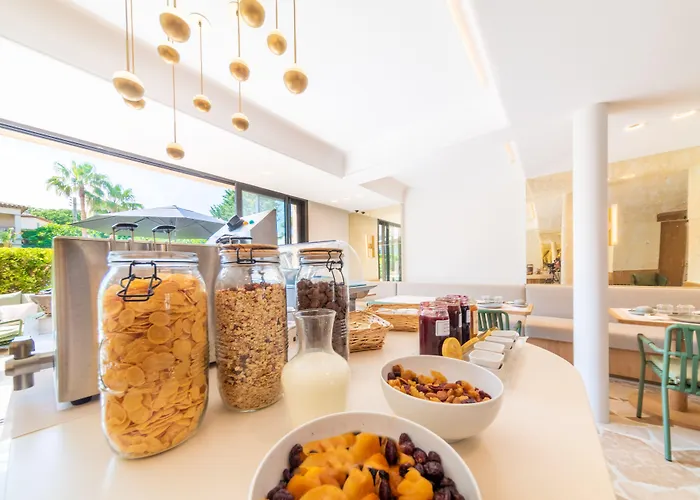 Ξενοδοχείο Brin D'azur - Tropez