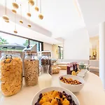 Hotell Brin D'azur - Tropez