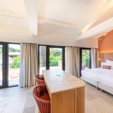 Отель Brin D'azur - Tropez 4*