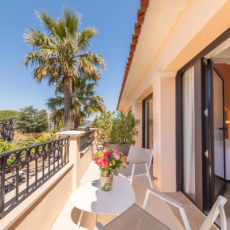 Szálloda Brin D'azur - Tropez