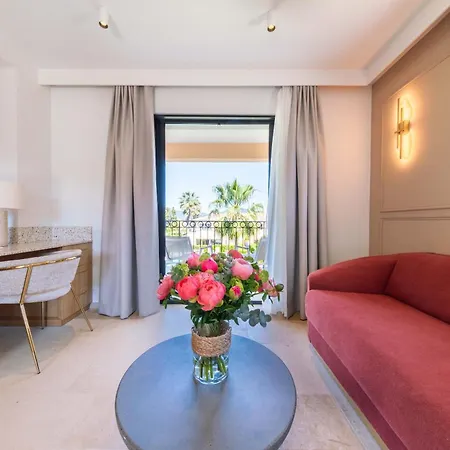 Brin D'azur - Tropez Отель 4*
