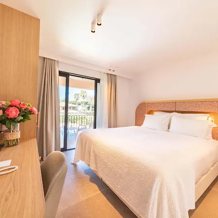 Brin D'azur - Tropez Отель 4*