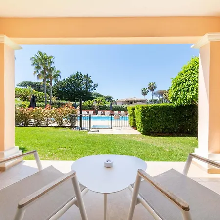 Отель Brin D'azur - Tropez 4*