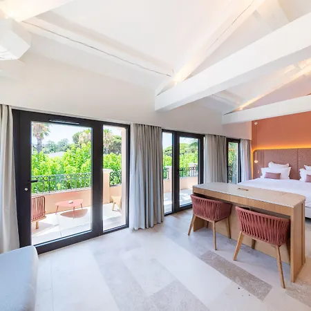 Brin D'azur - Tropez Hotel 4*