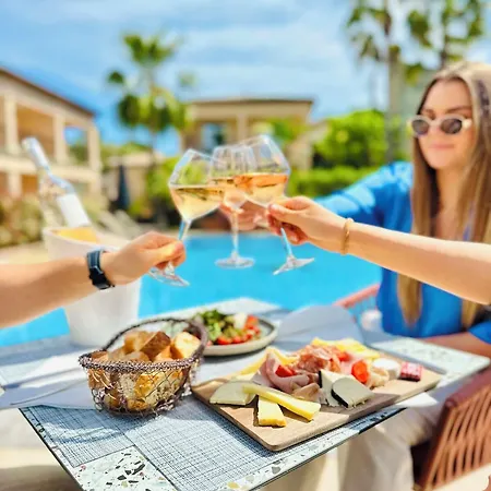 Ξενοδοχείο Brin D'azur - Tropez 4*