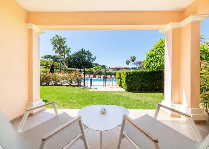 Hotel Brin D'azur - Tropez 4*