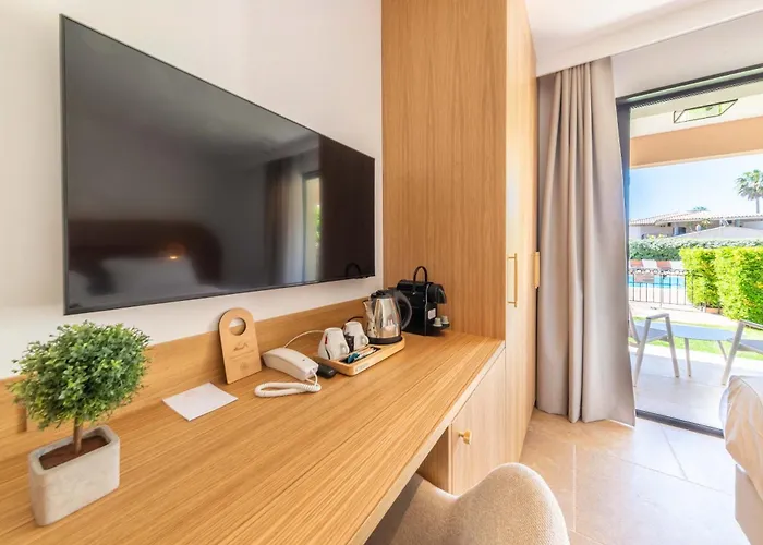 Hotel Brin D'azur - Tropez Saint-Tropez